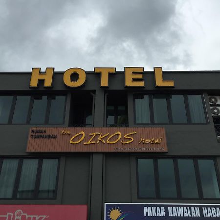 The Oikos Hotel Pontian Kecil Exterior foto