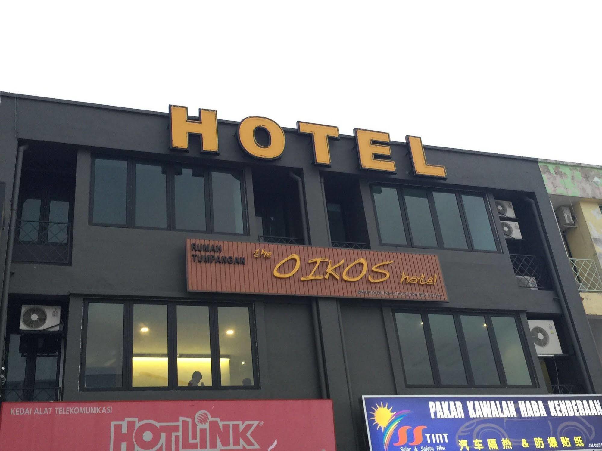 The Oikos Hotel Pontian Kecil Exterior foto